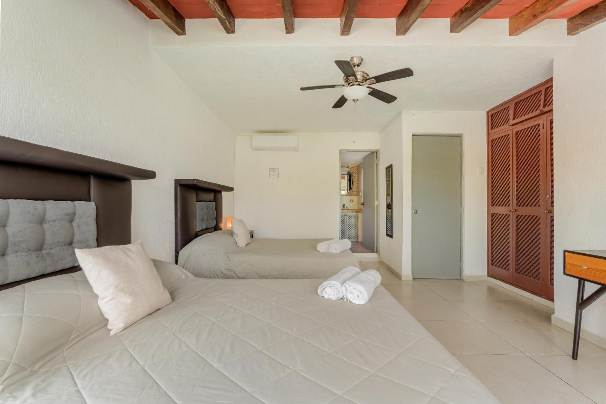 קנקון Chic Lagoon Front Villa By Casa Paraiso מראה חיצוני תמונה